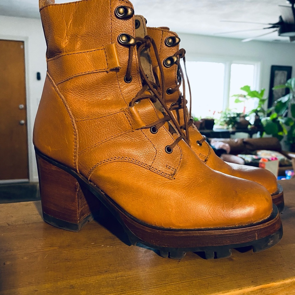Vintage Italian Leather Boots 8
